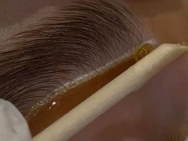 Eyebrow Wax