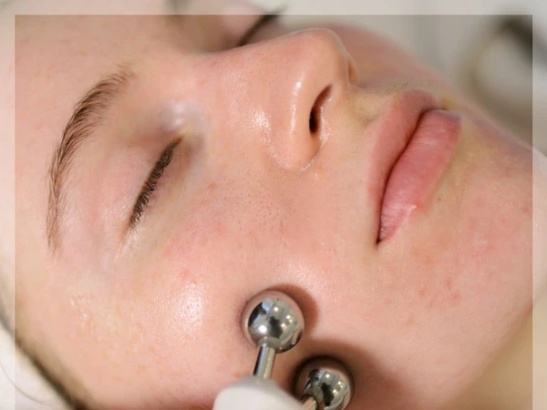 Sculpt & Glow Microcurrent Facial
